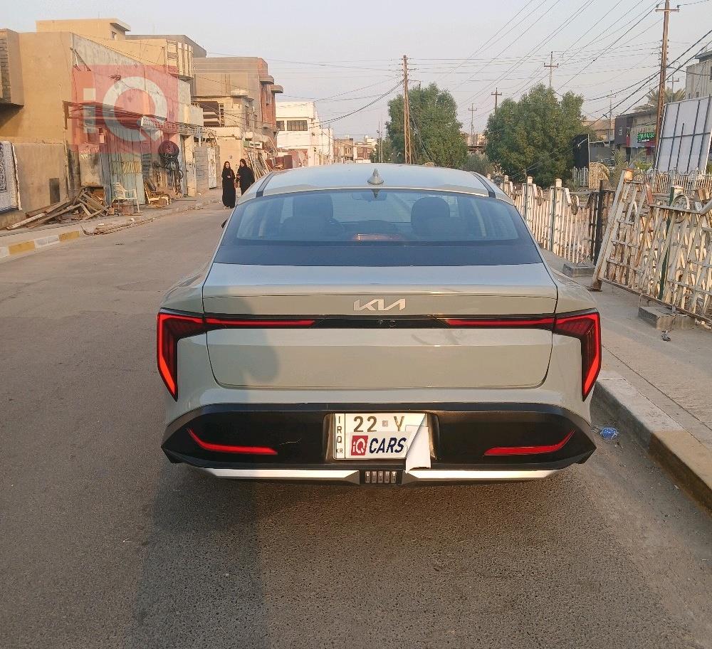 كيا K4